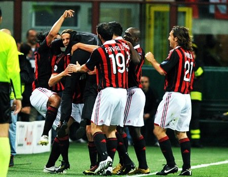 Milan Bungkam Juve Dengan Tiga Gol