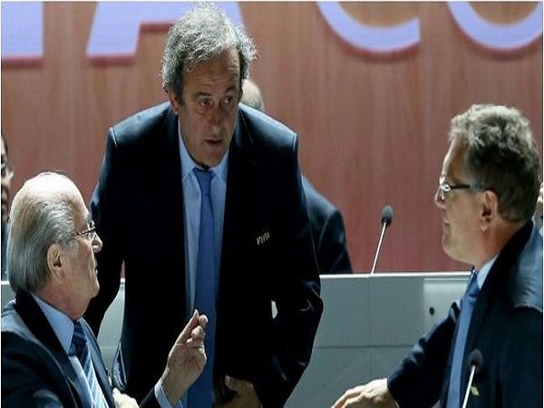 Pemimpin FIFA dan UEFA Diskors, Pengganti Sementaranya Juga Bermasalah
