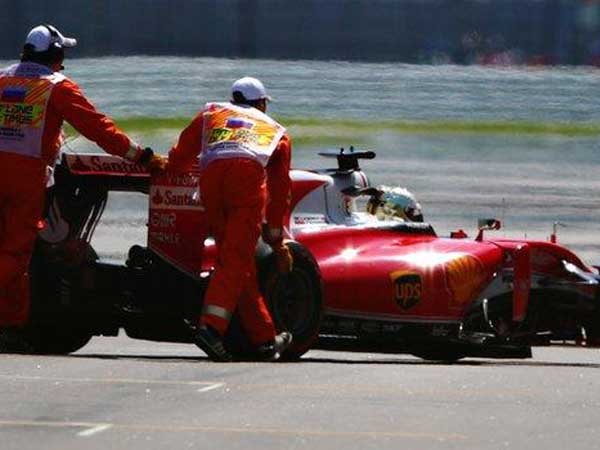Berita F1: Akankah Sebastian Vettel Mengikuti Kemalangan Hamilton Saat Di GP Cina ?
