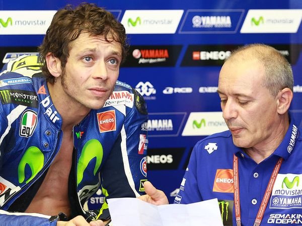 Berita MotoGP: Poin Memburuk, Rossi Perlihatkan Penurunan Kinerja Balap-nya 