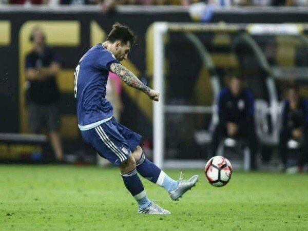 Berita Copa America 2016: Argentina Tetapkan Lionel Messi Sebagai Pencetak Gol Terbanyak Sepanjang Masa
