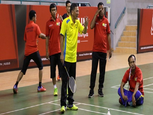 Berita Badminton: Begini Tips Dari Pelatih Hendry Saputra Di Coaching Clinic PBSI