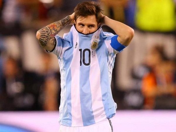 Berita Copa America Centenario: Lionel Messi segera pensiun dari timnas Argentina