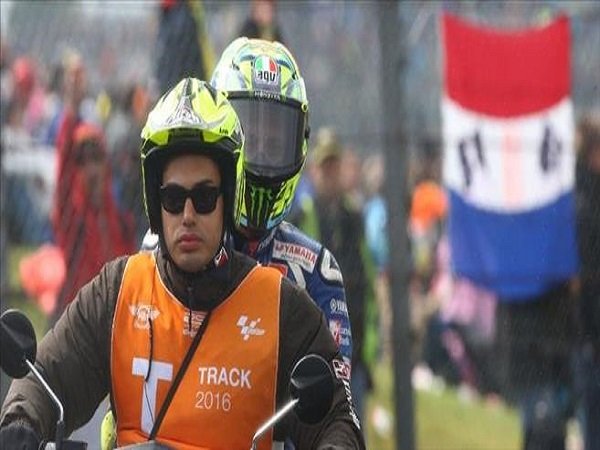 Berita MotoGP: Rossi Anggap Dirinya Bodoh Akibat Kesalahan Di MotoGP Assen 2016