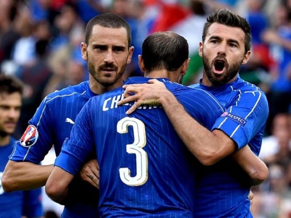 Berita Piala Eropa: Pelatih Spanyol tidak takut dengan trio BBC Italia