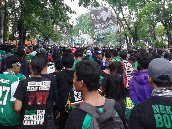 Berita Sepak Bola: Meja Hijau Putuskan Persebaya Menang Atas BSU