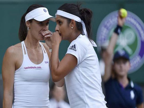 Berita Tenis: Sania Mirza Sudahi Kemitraan Dengan Martina Hingis