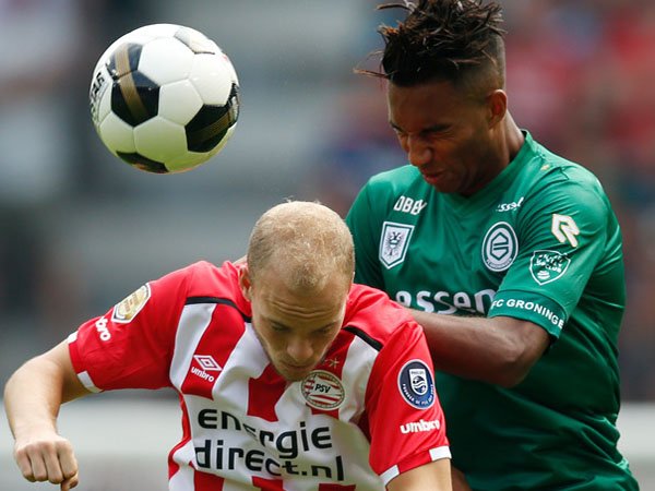 Berita Liga Belanda: PSV Ditahan Imbang 10 Pemain FC Groningen