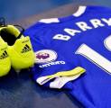 Ragam Sepak Bola: Sentuhan Khusus Pada Sepatu Gareth Barry di Penampilan Ke-600 di Premier League