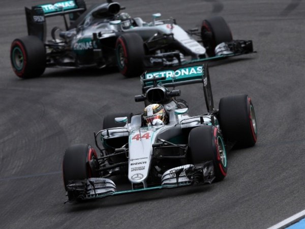 Berita F1: Lewis Hamilton Siap Berikan Segalanya di GP Malaysia