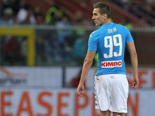 Berita Liga Italia: Divonis Absen Enam Bulan, Striker Napoli Menangis Saat Diwawancara