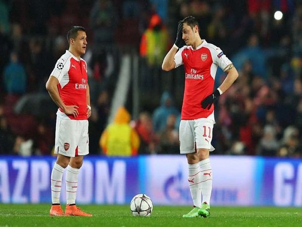 Berita Liga Inggris: Kontrak Mesut Ozil dan Alexis Sanchez Akan Diperpanjang, Tapi Ini Syaratnya