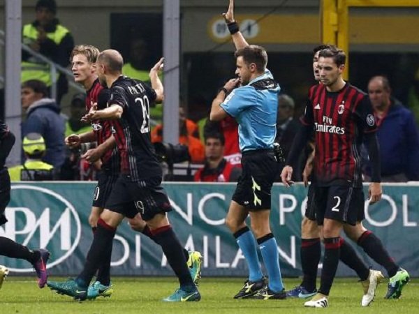 Berita Liga Italia: Lagi, Gelandang Juventus ini Salahkan Wasit Soal Kekalahan Kontra Milan