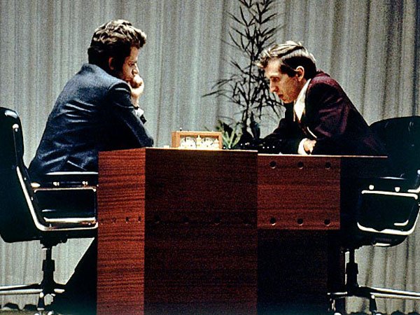Berita Olahraga: Papan Catur Duel Bersejarah Fischer vs Spassky Pada 1972 Akan Dilelang