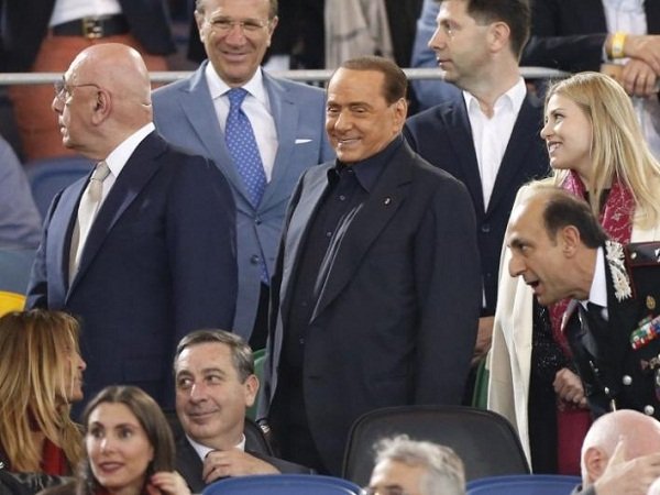 Berita Liga Italia: Berlusconi Siapkan Langkah Jika Proses Akuisisi AC Milan Kembali Ditunda