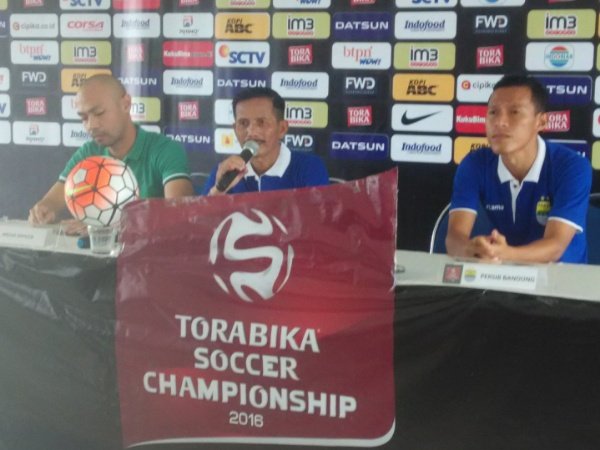 Berita TSC 2016: Menjamu Perseru, Persib Pincang di Lini Belakang