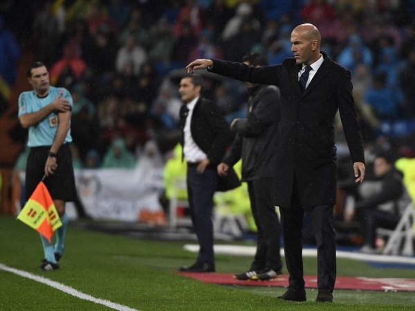 Berita Liga Spanyol: Zidane Bangga Sang Anak Cetak Gol di Debut Bersama Madrid