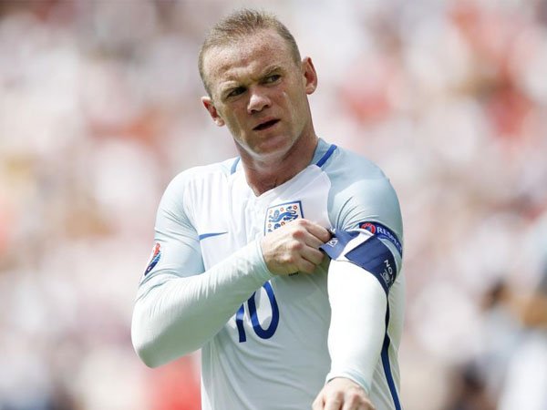 Berita Liga Inggris: Meski Jarang Bermain, Rooney Tetap Menjadi Kapten Timnas Inggris