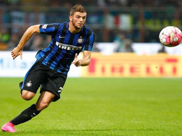 Berita Transfer: Sampdoria Coba Pinjam Santon dari Inter Milan