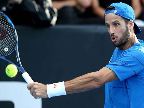 Berita Tenis: Feliciano Lopez Selamat Dari Kekalahan di Auckland