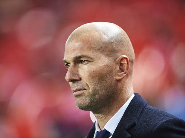 Berita Liga Spanyol: Eks Bos Castilla Bantah Lontarkan Kritik kepada Zinedine Zidane