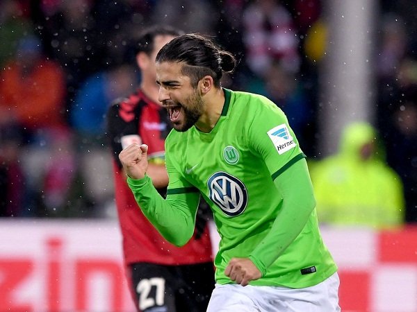 Berita Transfer: Evra Kian Mendekat ke Lyon, Juventus Incar Bek Wolfsburg
