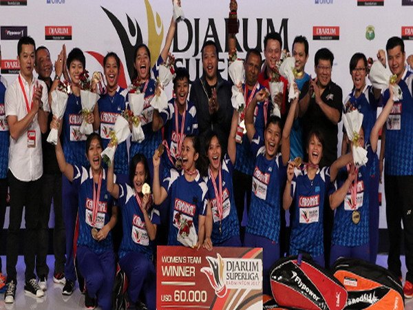 Berita Badminton: Tim Putri Mutiara Cardinal Juara Djarum Superliga Badminton 2017
