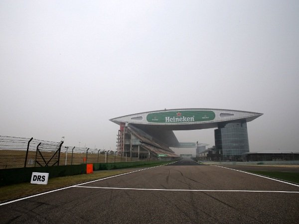 Berita F1: FP2 Grand Prix Cina Dibatalkan Akibat Kabut Tebal
