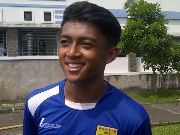 Berita Liga 1 Indonesia: Tandang ke Bogor, Persib Kemungkinan Tanpa Dua Pilar Muda