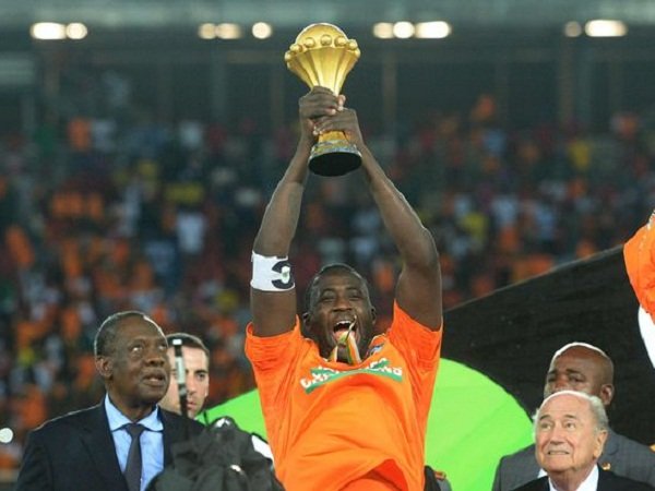 Berita Liga Inggris: Sang Kakak Himbau Yaya Toure Kembali ke Timnas Pantai Gading