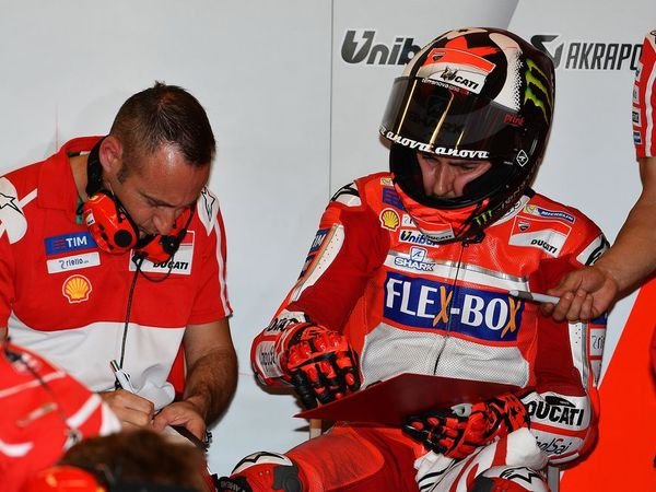 Berita MotoGP: Terpuruk di Ducati, Jorge Lorenzo Akui Tak Punya Teman Curhat