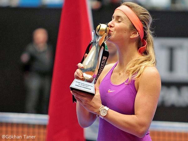 Berita Tenis: Elina Svitolina Menangkan Gelar Ketiga Musim 2017 Di Istanbul