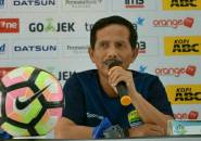 Berita Liga 1 Indonesia: Minim Persiapan, Djanur Tidak Mau Persib Tergelincir Lagi