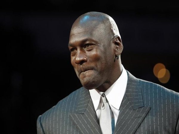 Berita Basket: Wow, Sepatu Bekas Michael Jordan Terjual Rp 2,5 miliar!