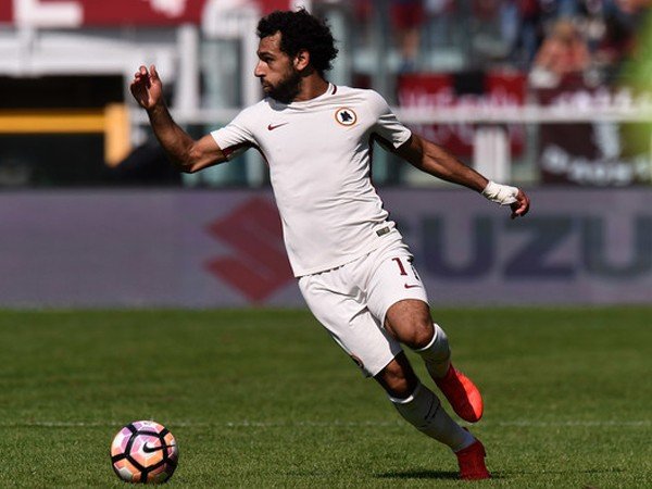 Berita Transfer: Jalani Tes Medis, Mohamed Salah Jadi Rekrutan Termahal Liverpool