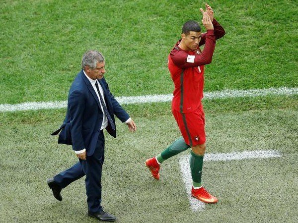 Berita Piala Konfederasi: Santos dan Ronaldo Kritik Kondisi Lapangan St Petersburg