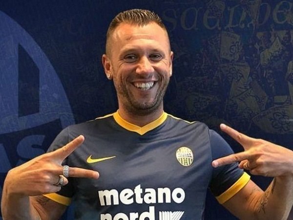 Berita Transfer: Hellas Verona Sukses Datangkan Cassano dan Cerci
