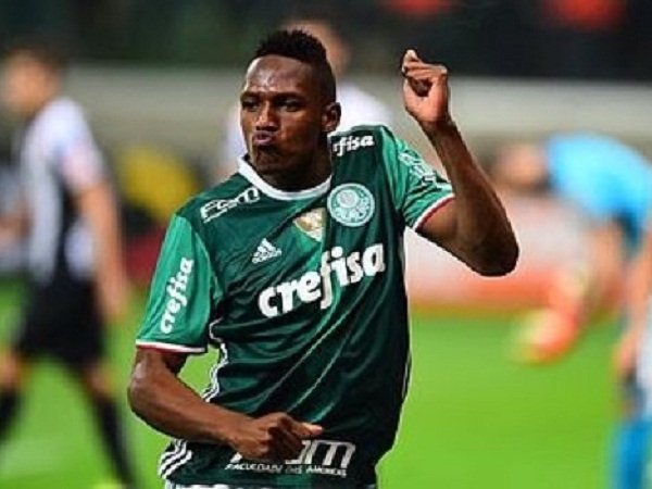 Berita Transfer: Agen Konfirmas Bek Palmeiras ini akan Gabung Barcelona