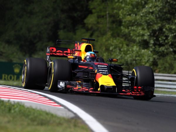 Berita F1: Daniel Ricciardo Sapu Bersih Sesi Latihan Bebas 1 GP Hungaria