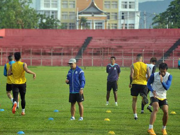 Berita Liga 1 Indonesia: Aji Santoso Putuskan Mundur Sebagai Pelatih Arema FC