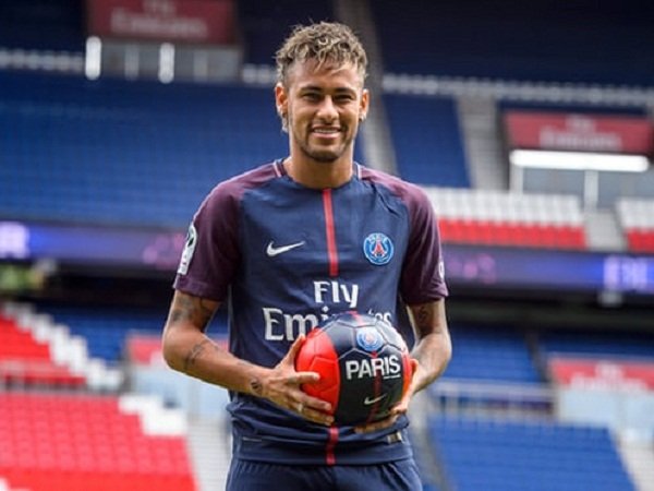 Berita Transfer: FIFPro Minta Komisi Eropa Selidiki Transfer Neymar ke PSG