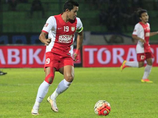 Berita Liga 1 Indonesia: Semen Padang Gagal Dapatkan Hasyim Kipuw dan Rizky Pellu