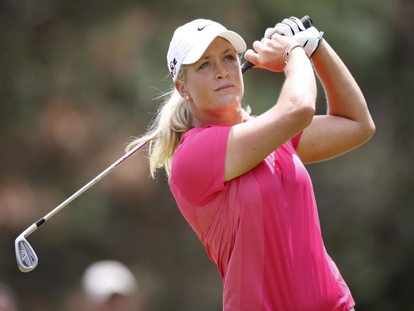 Berita Golf: Cedera Punggung, Suzann Pettersen Terpaksa Hentikan Latihan