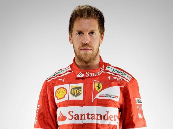 Berita F1: Sebastian Vettel Perpanjang Kontrak dengan Ferrari Hingga Tahun 2020