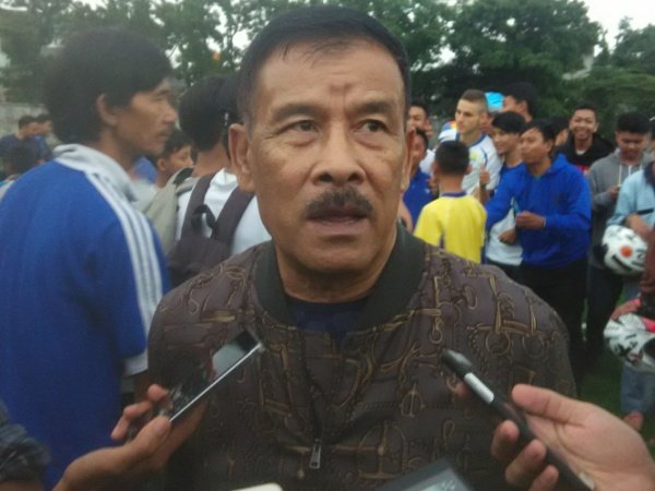 Berita Liga 1 Indonesia: Manajer Persib Bebankan Target Realistis di Markas Persipura