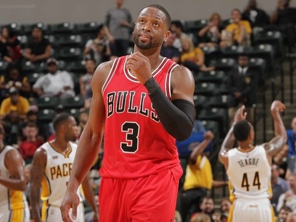 Berita Basket: Dwyane Wade Pertimbangkan Pindah ke Heat, Lakers,atau Cavaliers