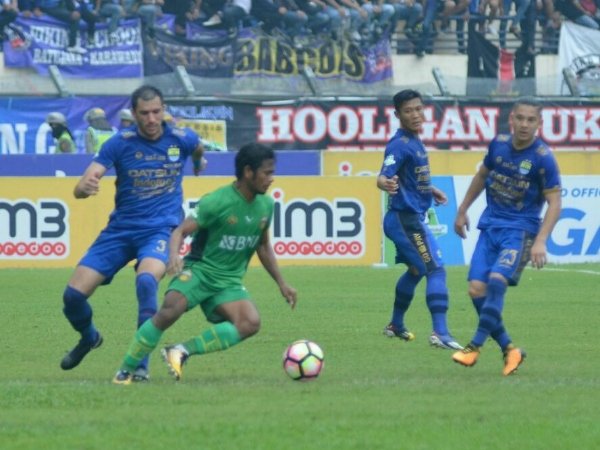 Simon McMenemy Kecewa Kemenangan Bhayangkara FC atas Persib Sirna