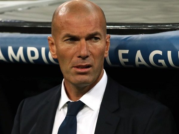Ditanya Kemungkinan Latih Barca, Ini Kata Zidane