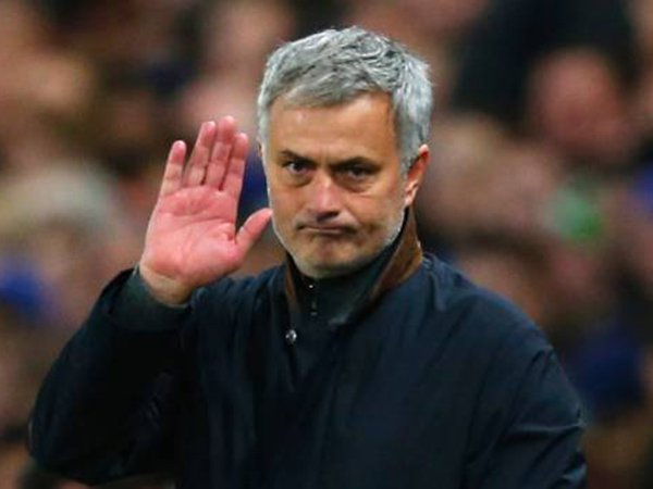 Jose Mourinho Tak Akan Ladeni Permainan Menyerang Manchester City