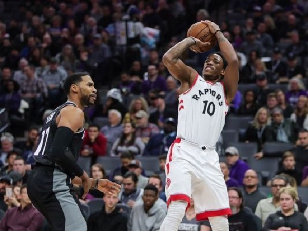 Toronto Raptors Permalukan Tuan Rumah Sacramento Kings